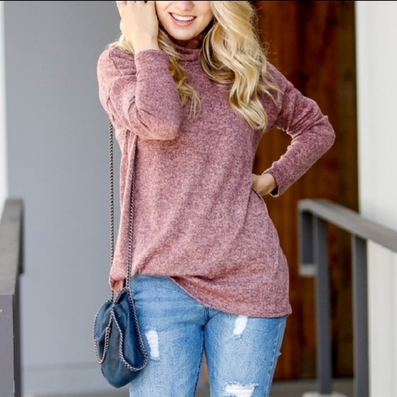 Mauve Long Sleeve Top with Criss Cross Back - Picture 2 of 3